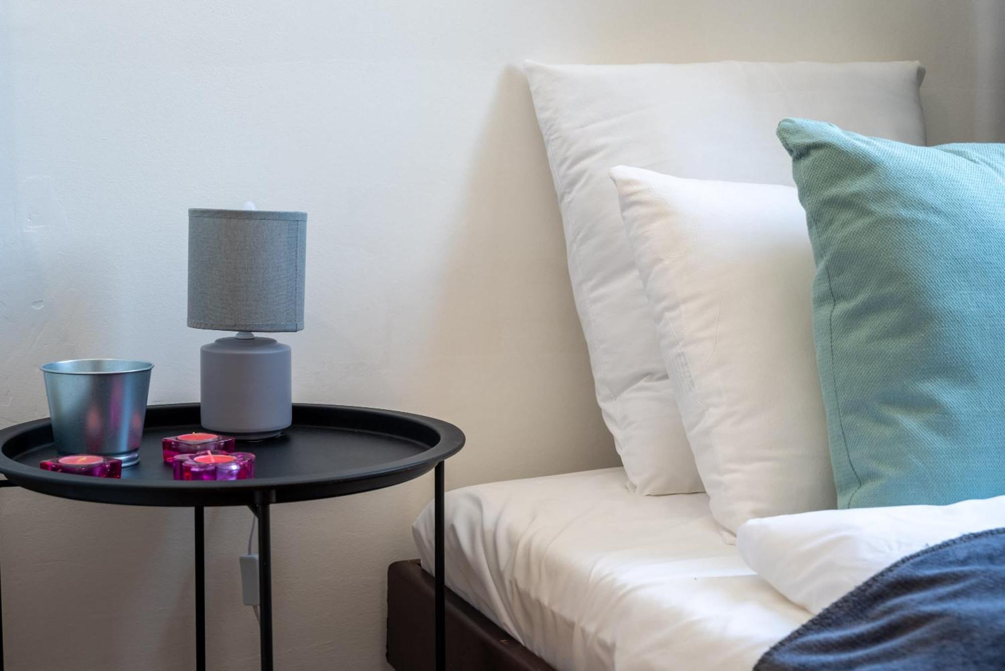 Appartement - Bright - Calm For Solo Travellers