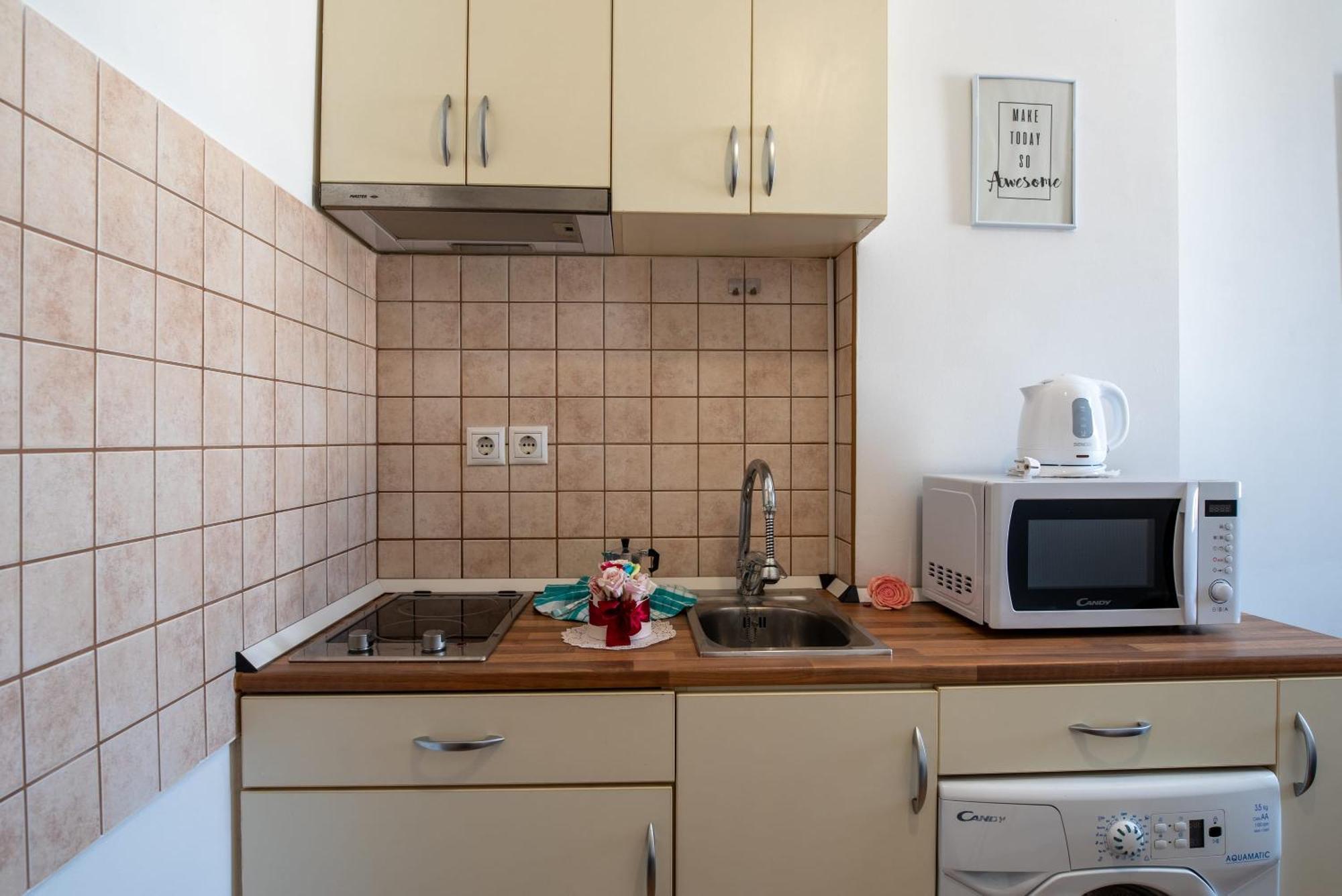 Apartment - Bright - Calm For Solo Travellers